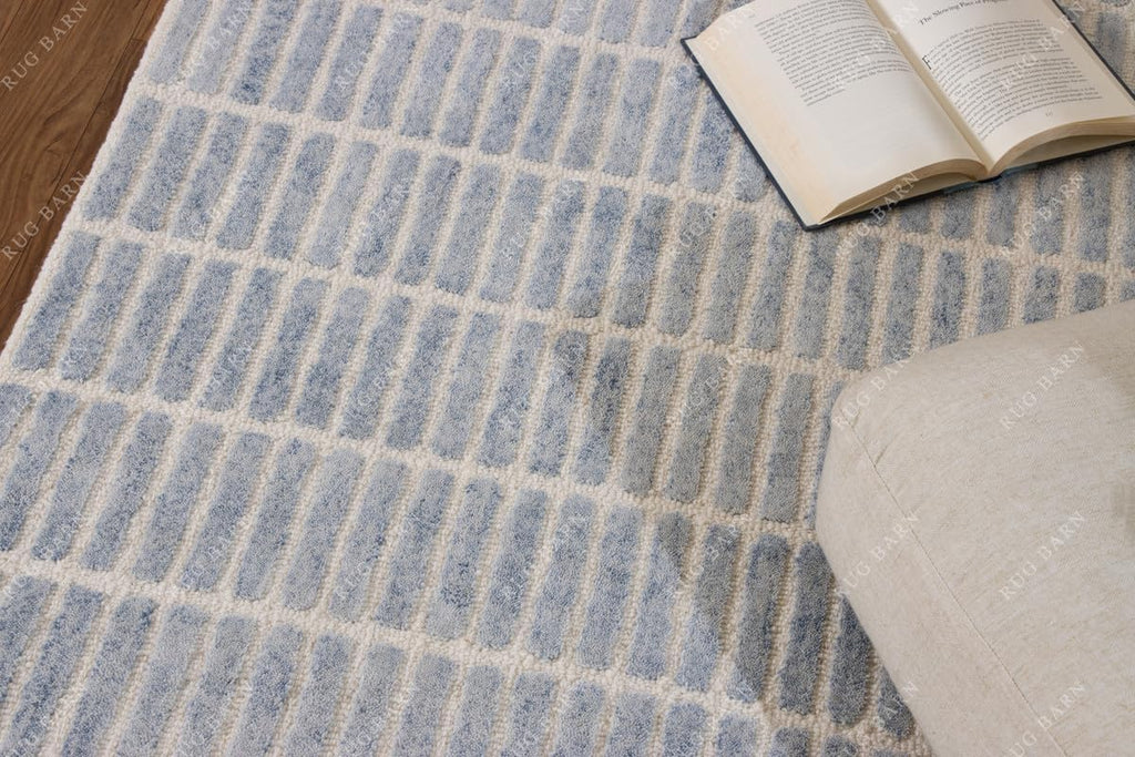 Hand-Tufted Wool Rug 8x8 Ft