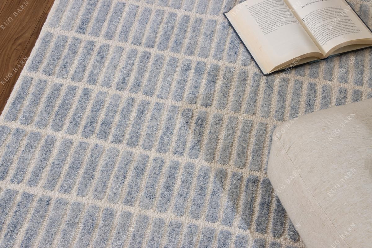 Hand-Tufted Wool Rug 8x8 Ft
